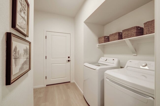 Full Size Washer & Dryer