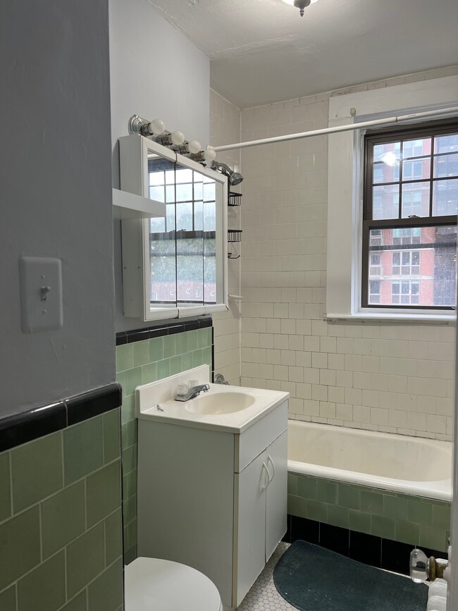 Photo - 2003 Commonwealth Ave Unit 20