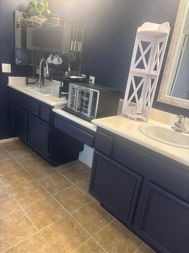 Building Photo - 30685 Desert Eagle Way Unit FURNISHED  Premium Studio