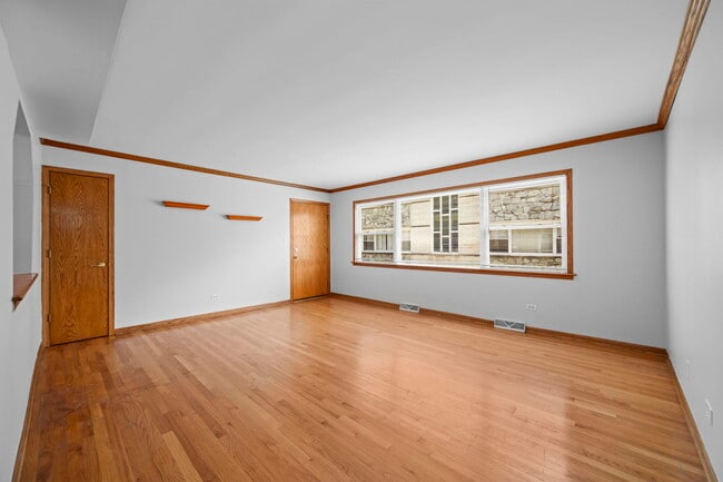 Photo - 8610 W Summerdale Ave Unidad 2S
