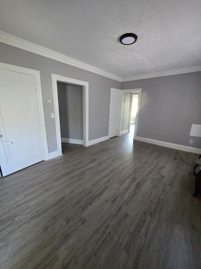 Photo - 392 E 147th St Unidad 4