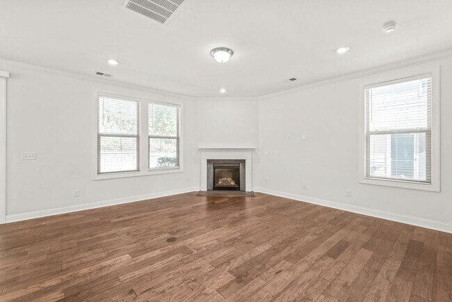 Photo - Beautiful Home in Prime Ballantyne Location