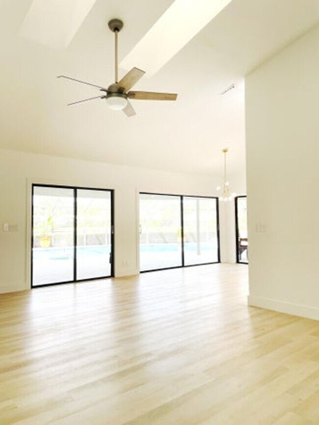 Photo - 3345 Pine Hill Trail