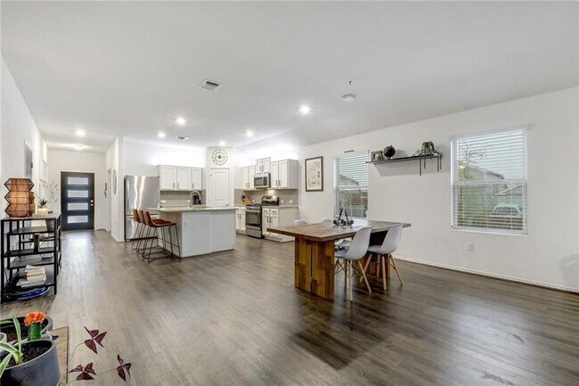 15400 Summer Ray Dr