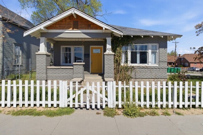 Photo - 423 Mill St Unidad 423 Mill st