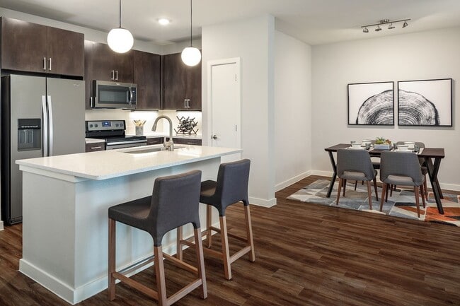 Photo - Latitude At Presidio