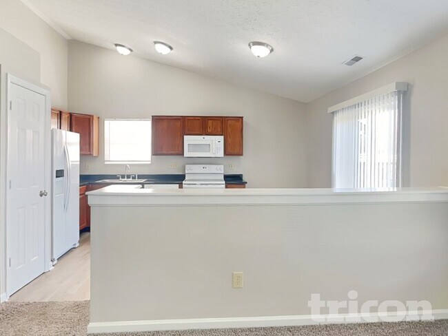 Photo - 1082 Sunmeadow Cir
