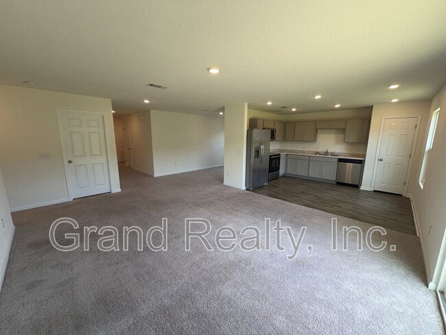 Photo - 4316 Jitterbug St