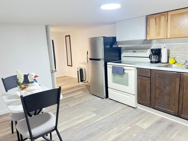 Photo - 1240 Landon Rd