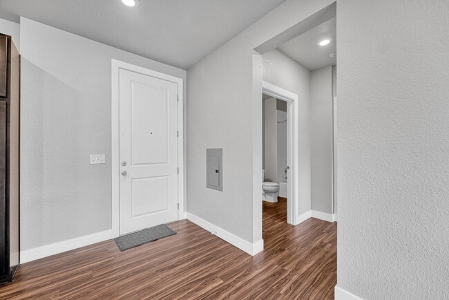 Photo - $1,775 - 2 Bed, 2 Bath Condo in Aurora wit... Unidad #204