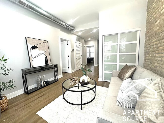 Photo - 3830 N Wilton Ave Unit 3