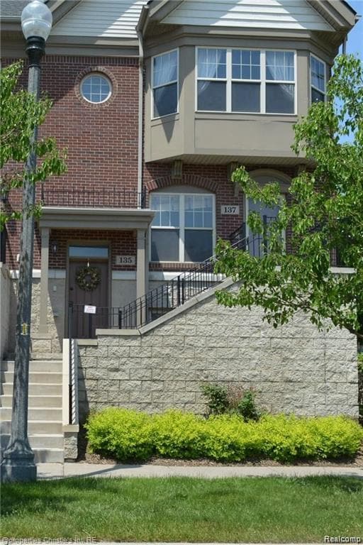 Building Photo - 135 Winder St