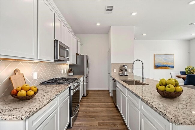 Photo - 613 Royal Arch Dr