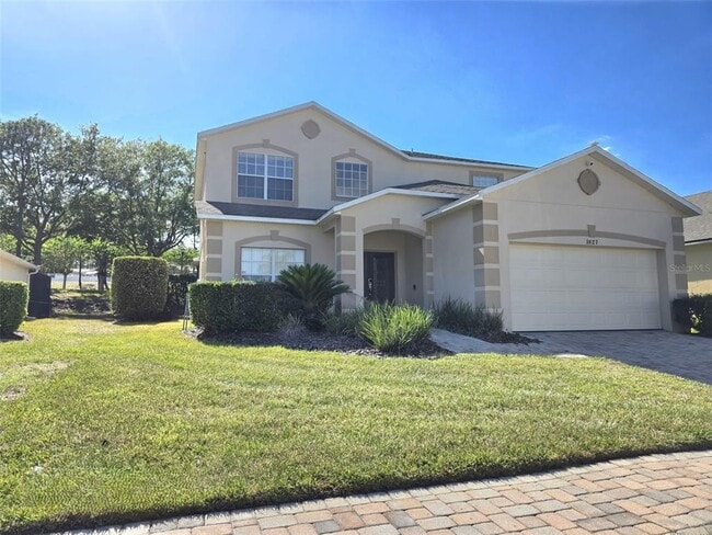 Building Photo - 1027 Balmoral Dr