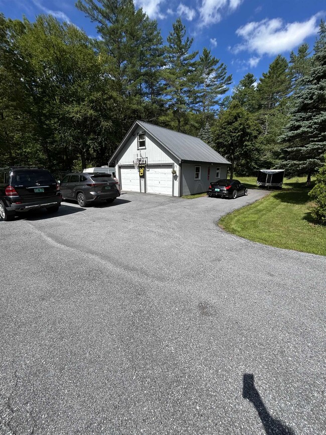 Photo - 4027 Vermont Rte 100