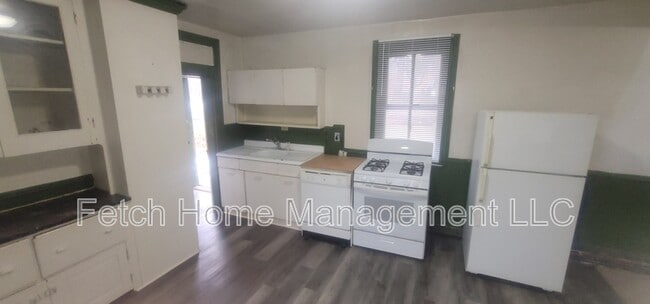 Photo - 107-109 East Main Street - 1