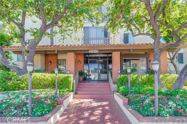 Photo - 12830 Burbank Blvd Condo Unit 314