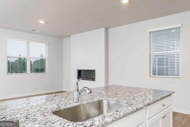 84 Founders Dr