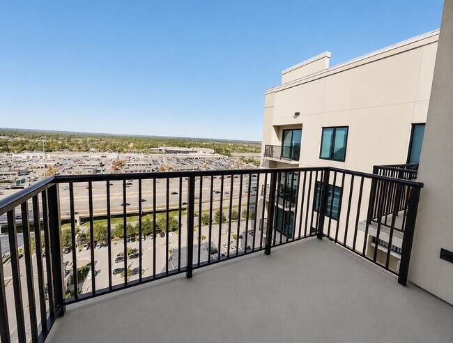 Photo - 9787 Katy Fwy Unit 1605
