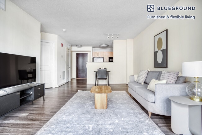 Photo - 4835 Cordell Ave Unidad SI FL5-ID314