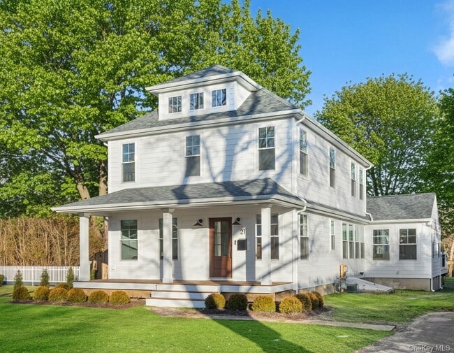 Photo - 21 N Howells Point Rd