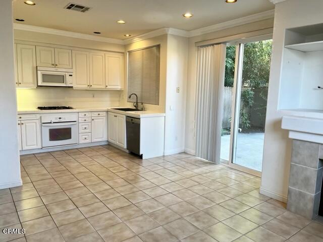 4577 Calle Argolla