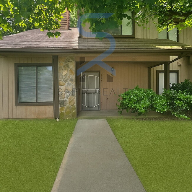 Building Photo - 5802 Trent Walk Dr Rental