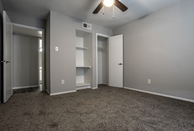 Northlake Manor Apartments