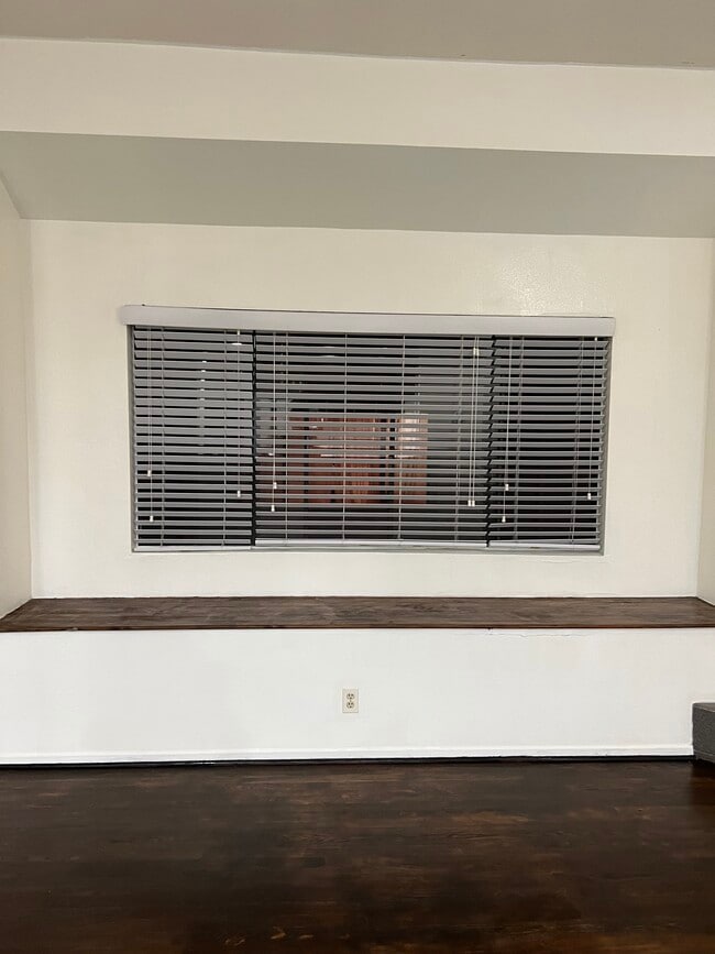 Bay window