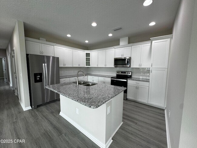 Photo - 9022 Parrot Pl