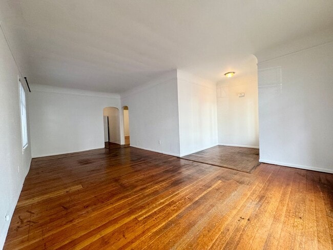 Photo - Queen Anne Home