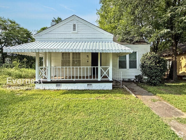 Building Photo - 3912 39th Ave N Rental