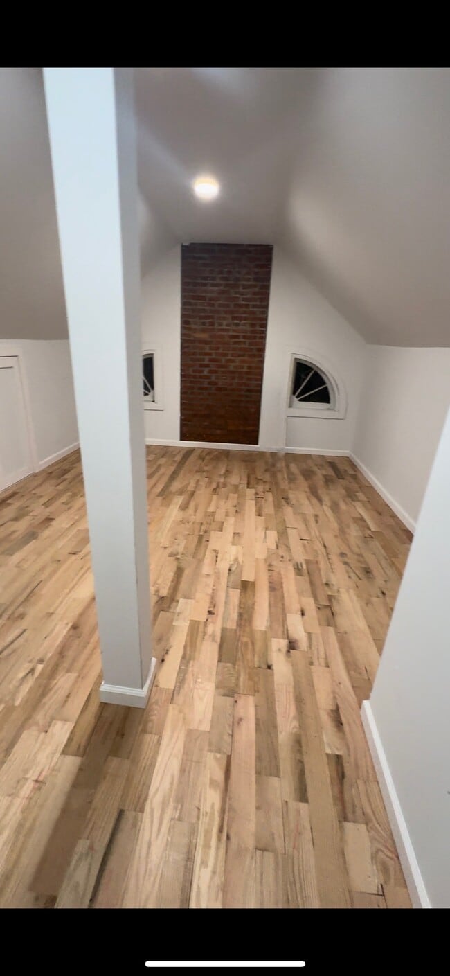 Photo - 619 Brooklyn Ave Unit 619 Brooklyn Ave