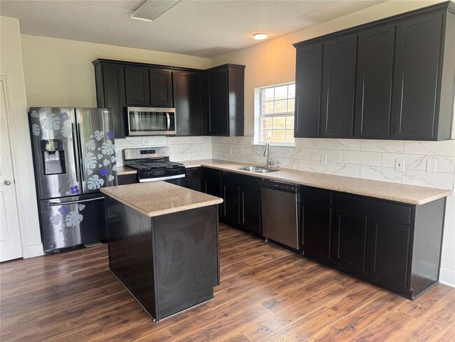 Photo - 1800 Rachel Ln