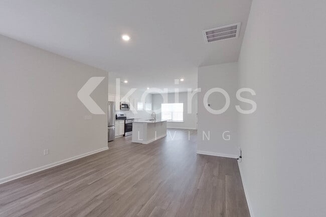 Photo - 2529 Banyan Cir