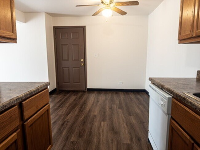 Tan Oak Apartments