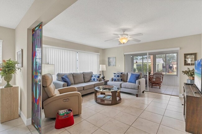 Photo - 6283 Green View Cir Unit 102