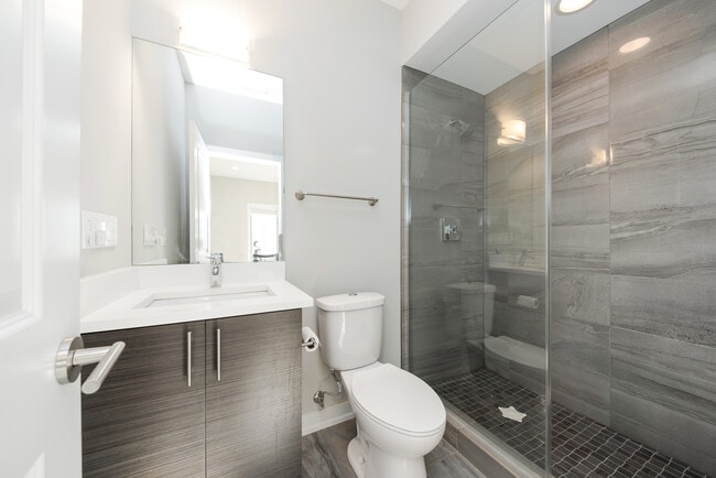 Photo - 1025 Walnut Wy