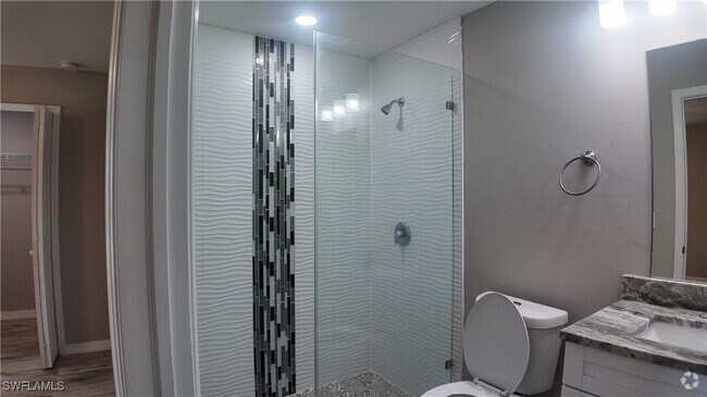 Building Photo - 4716 13th St SW Rental