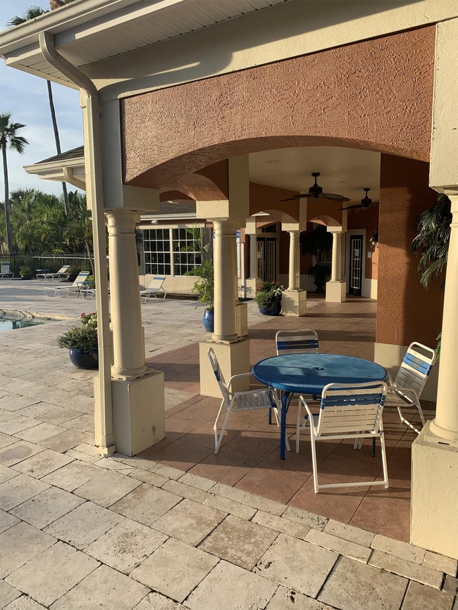 Photo - 1989 Summer Club Dr