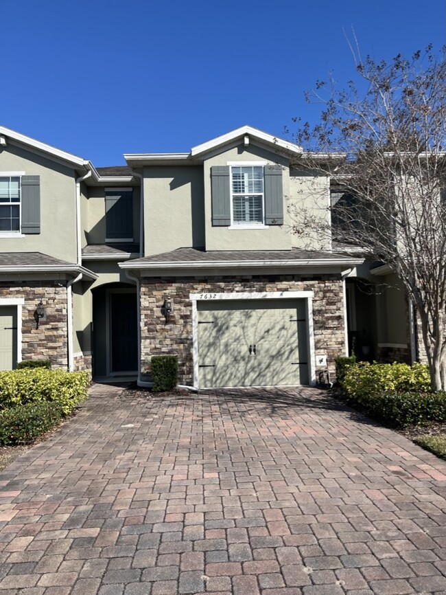 Photo - 7632 Aloma Pines Ct Townhome