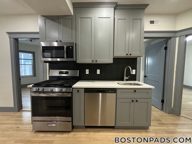 Photo - 41 Long Ave Unidad 2