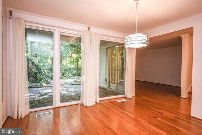 Photo - 19002 Stedwick Dr