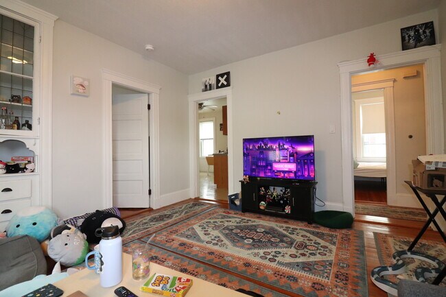 Photo - 39 Foster St Unit 3