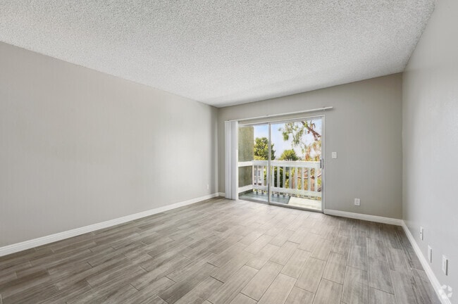 1HAB, 1BA - Park Victoria Apartments