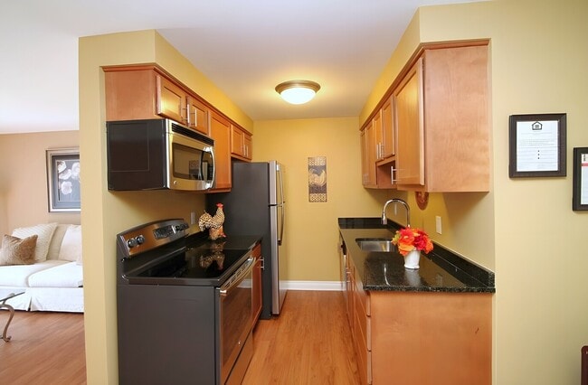 Photo - Emerson Square