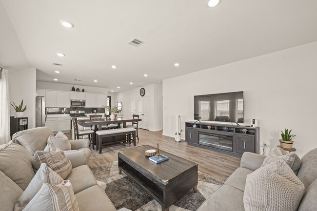 Photo - 3019 Live Springs Ct