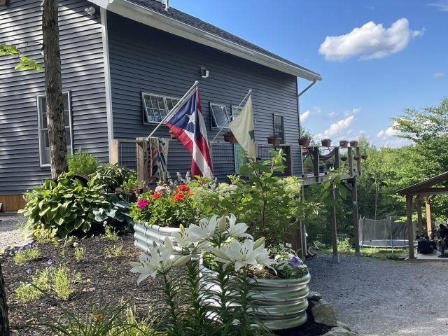 Building Photo - 27 Skytop Dr