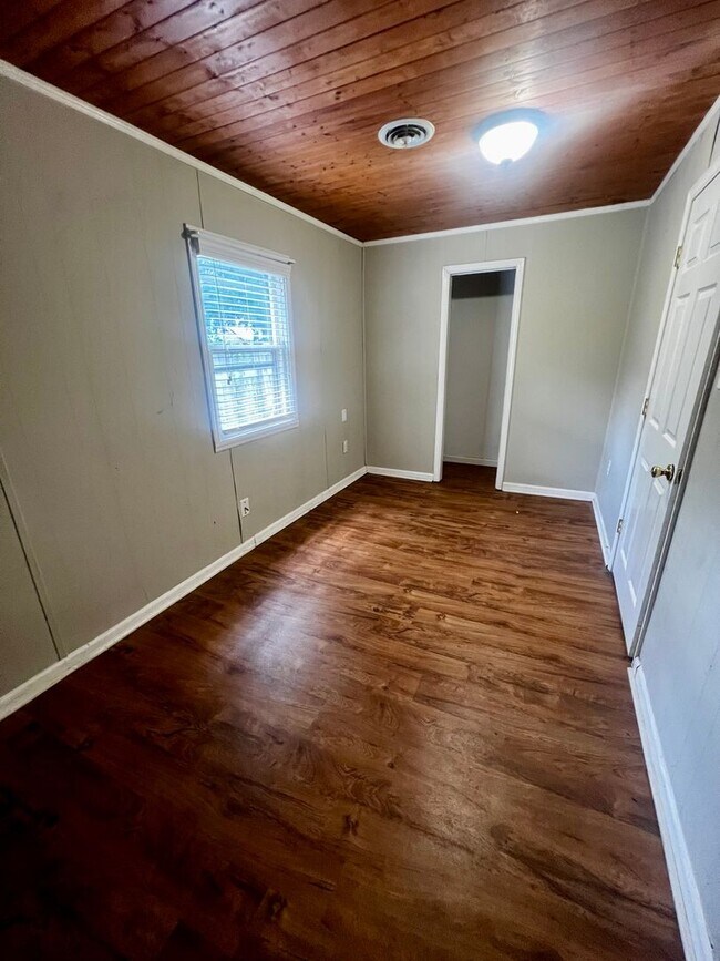 Photo - Adorable 2 bedroom home