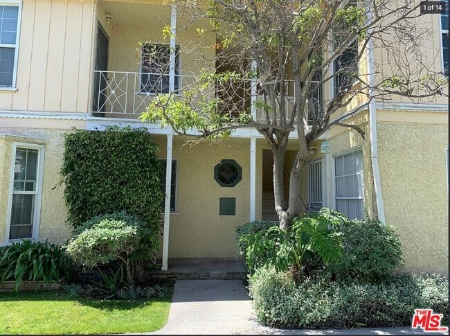 Photo - 5913 Overhill Dr Unit 1